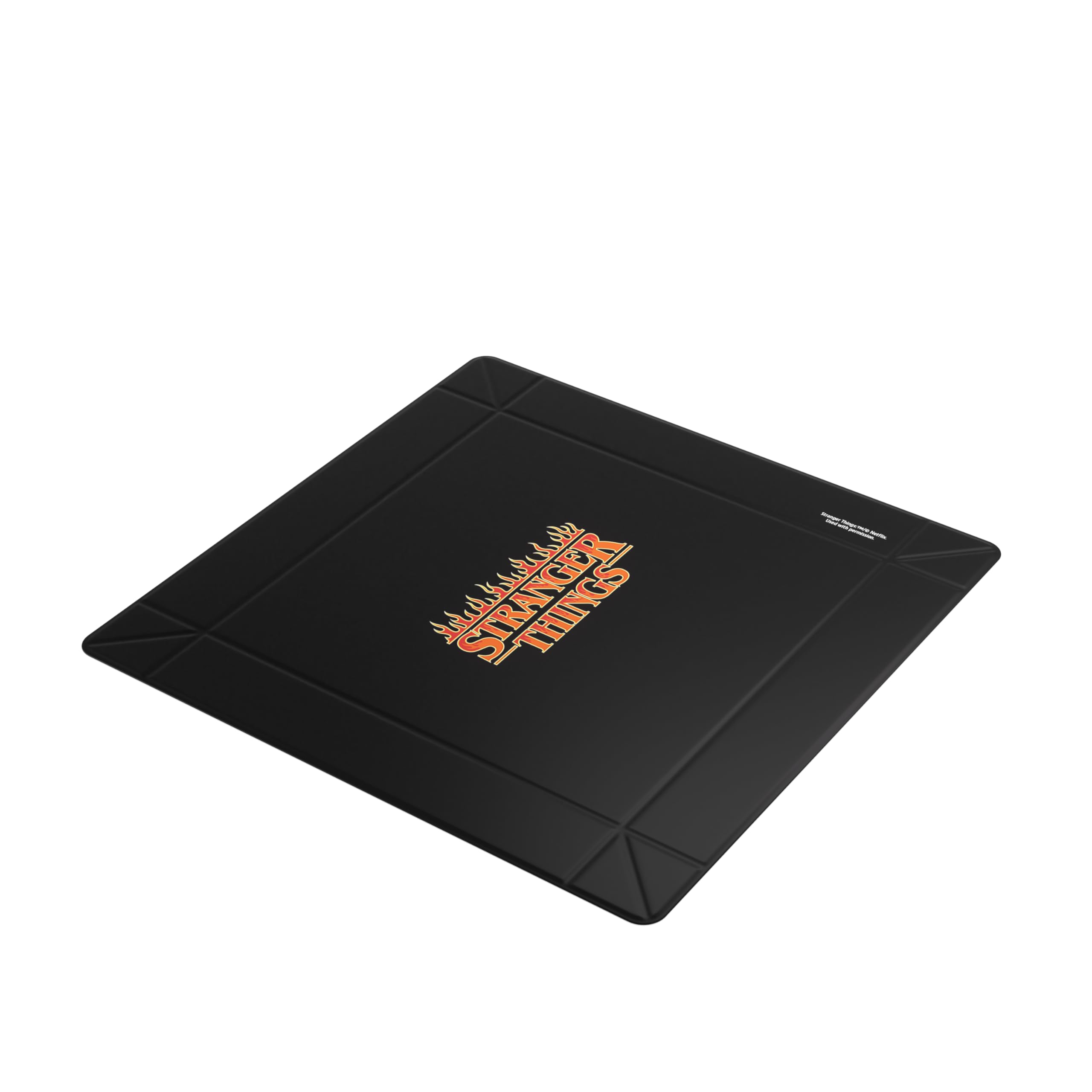 Gamegenic Stranger Things: Hellfire Club Magnetic Dice Tray, accesorio de mesa portátil con licencia oficial para lanzar dados, diseño de dos caras con esquinas magnéticas para juegos de rol y de mesa