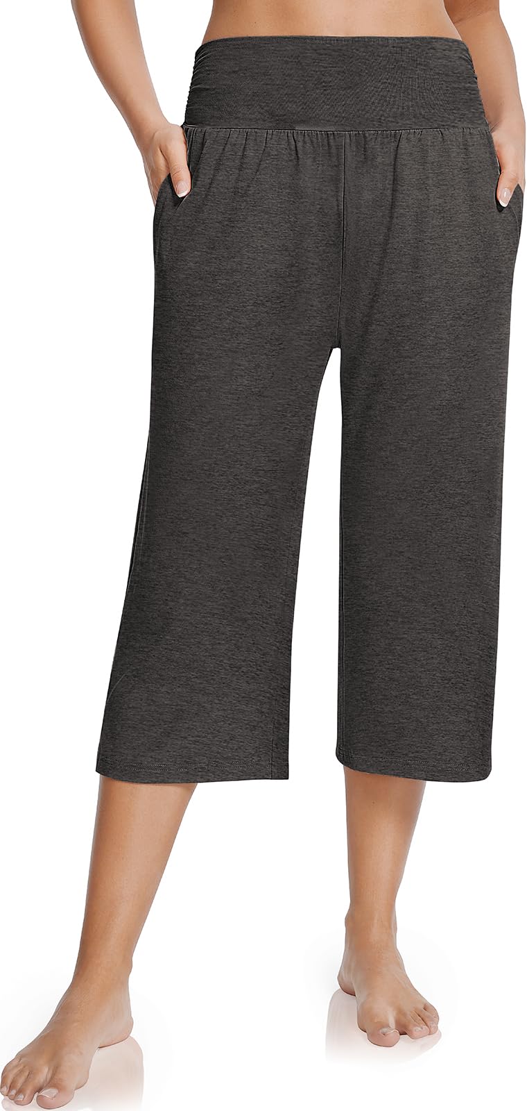 UEU Women's Capri Pants Summer Loose Yoga Pants Comfy Workout Cropprd Pants with Pockets