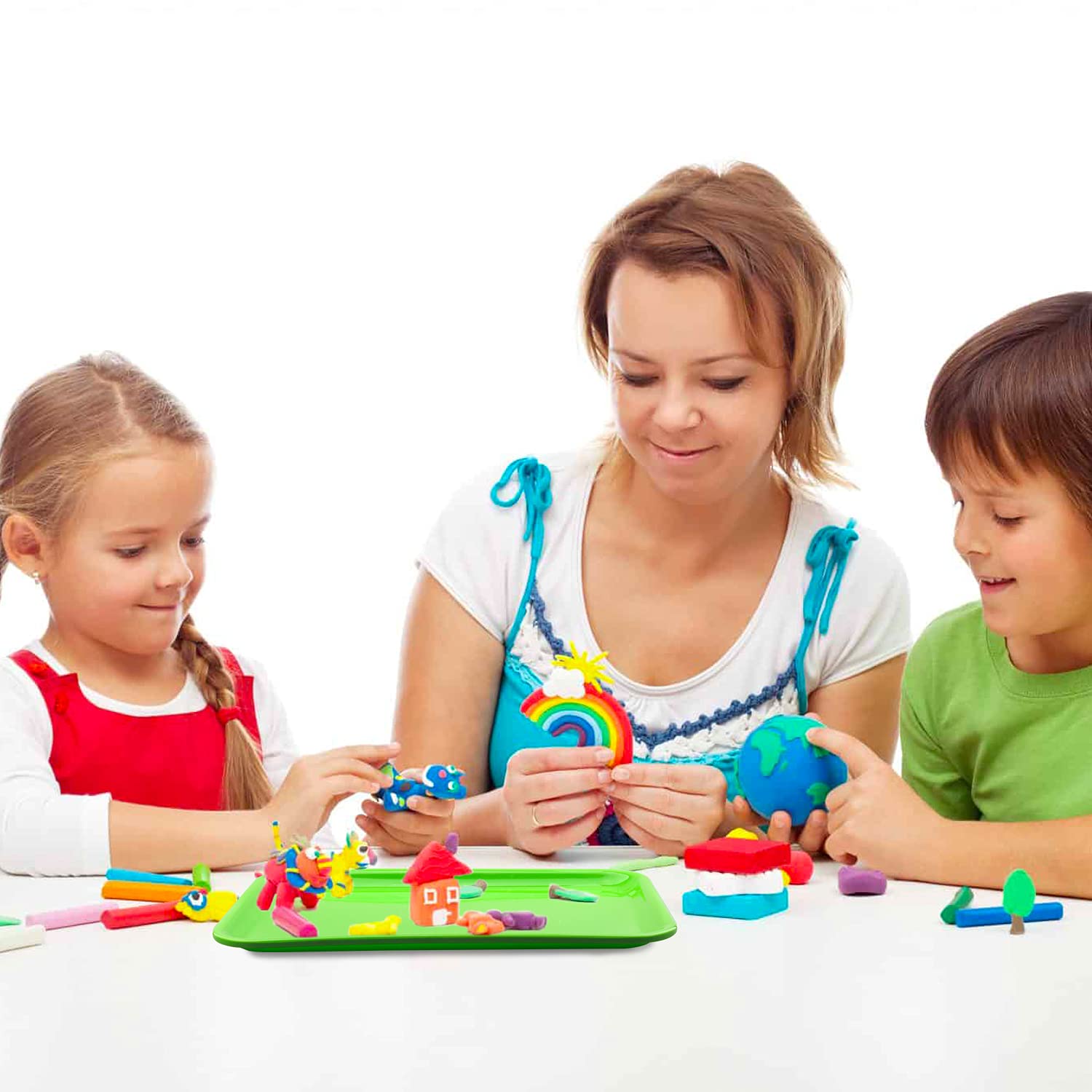 5 Stapelbare Kunststoff-Tabletts, Mehrfarbig, 28x21x3 Cm – Perfekt Zum Basteln, Malen, Organisieren