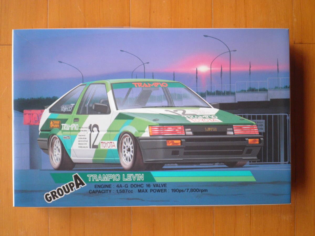 Amazon.co.jp: フジミ 1/24 AE86 トランピオ レビン グループA