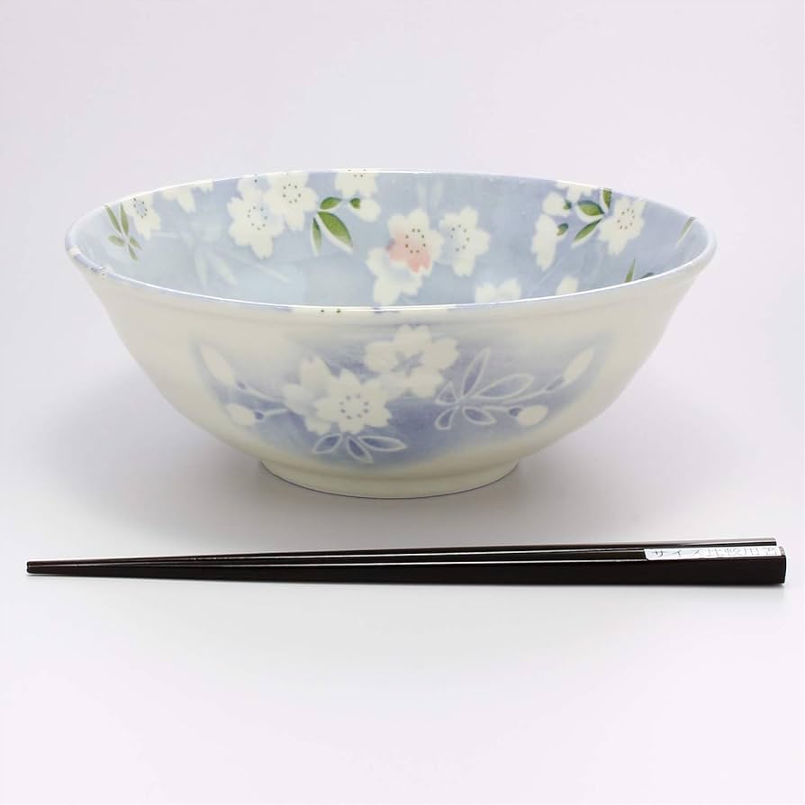 宇野千代 食器17点セット（一部使用感あり） 宇野千代 食器17点セット（一部使用感あり） 宇野千代 食器