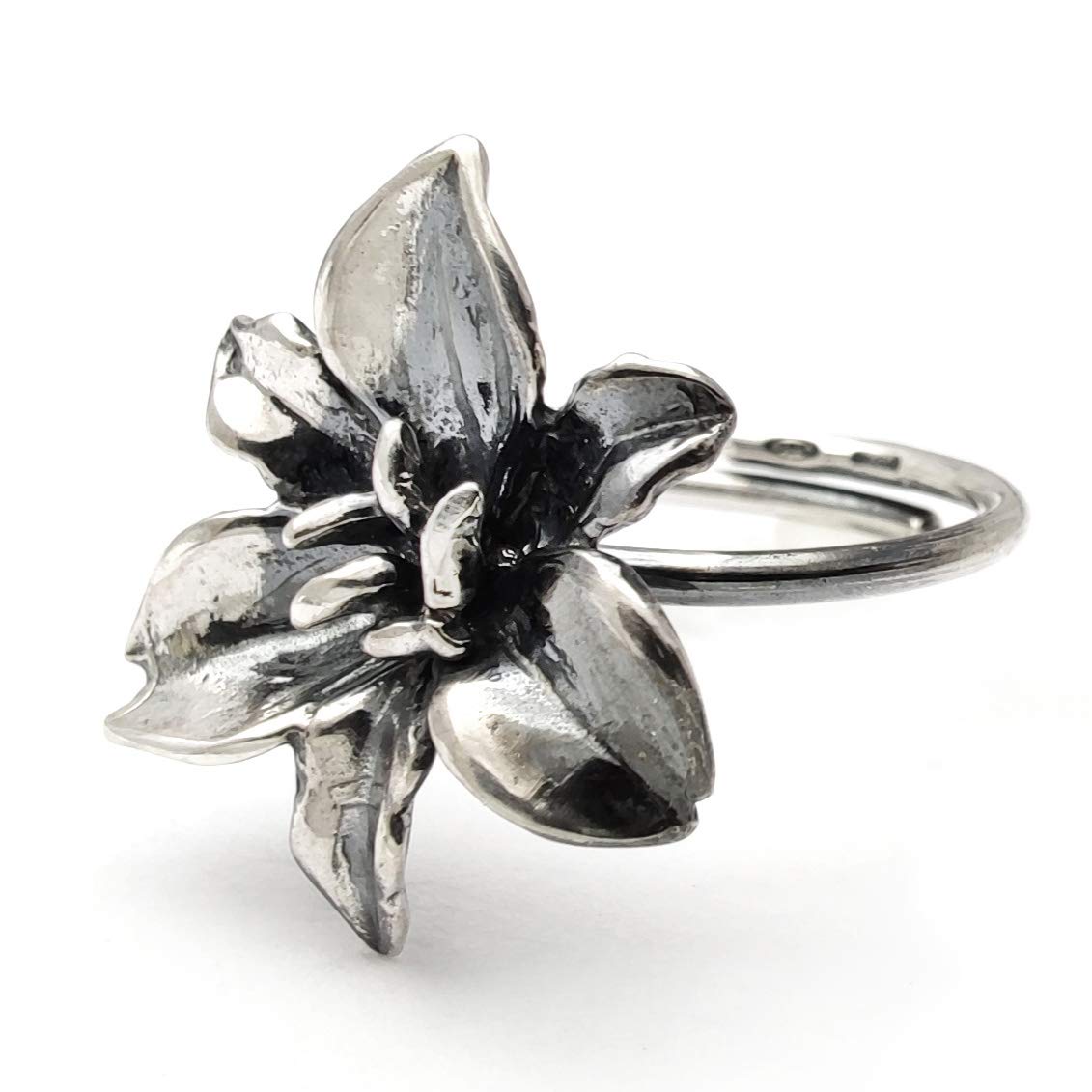 ANILLO AJUSTABLE para MUJER en PLATA 925 envejecida, en forma de flor de lirio realista tridimensional.