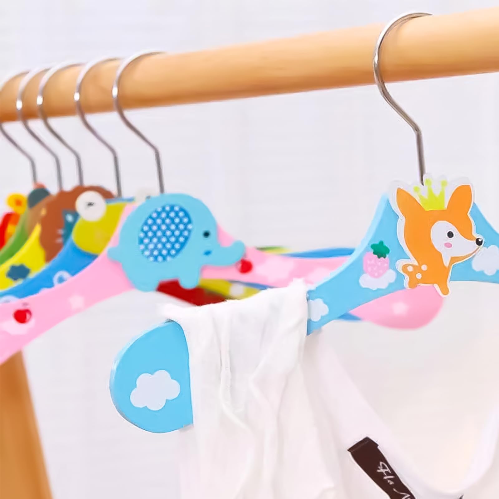 12 PCS Grucce Bambini Legno - Grucce per bambini in legno colorato con motivi animali