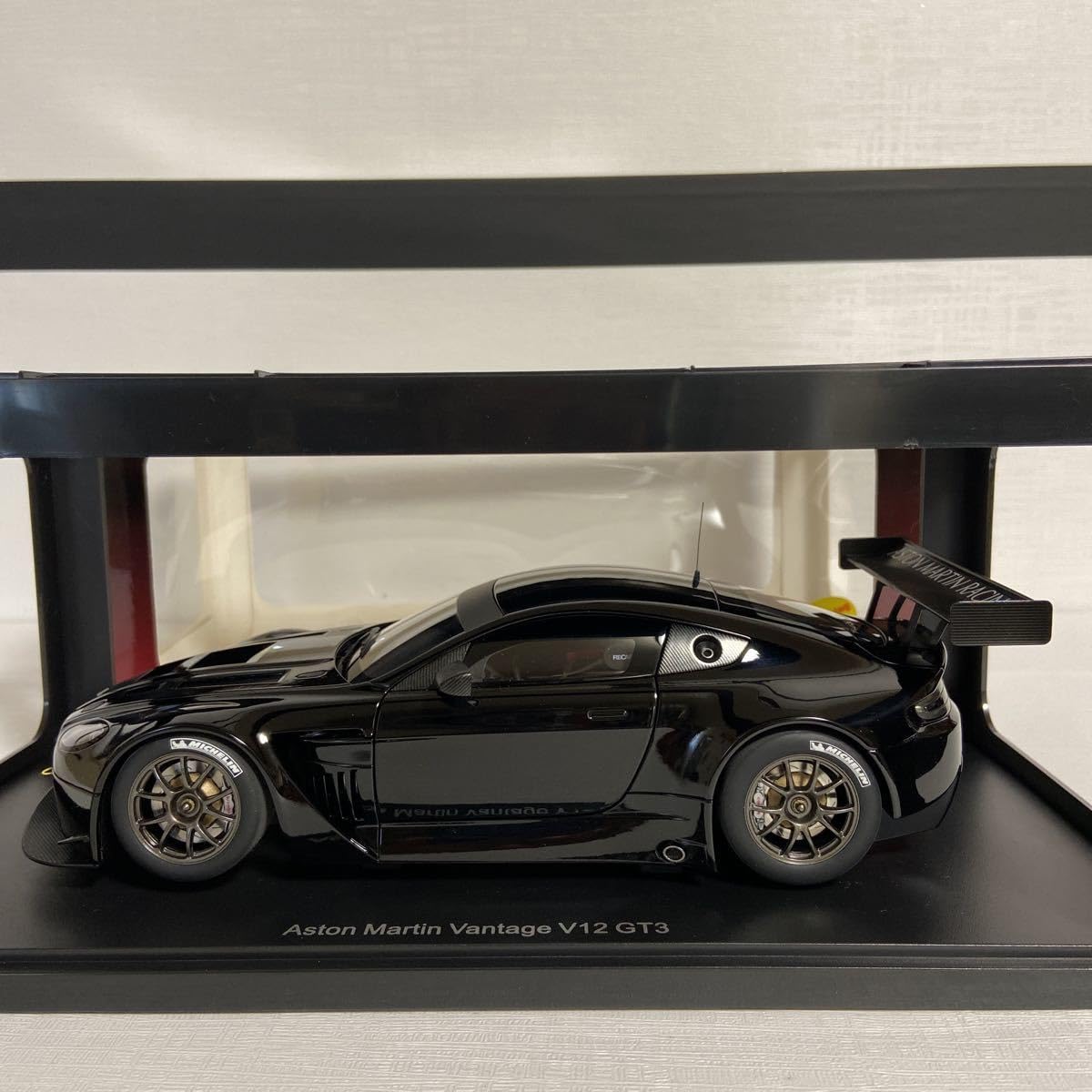 AUTOart - 絶版未開封品オートアート1/18アストンマーティンVANTAGE V12 GT3 1/18 AUTOart ASTON MARTIN VANTAGE V12 GT3 2013 (GREEN)(2