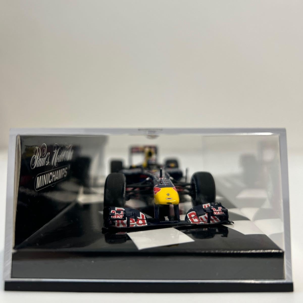 MINICHAMPS RB6 セバスチャン・ベッテル 2010 Minichamps 1:43 S.ベッテル、レッドブルRB6フォーミュラ1 2010