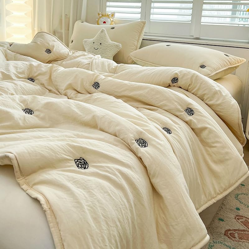 Odot Coverless Duvet 4.5 Tog for Single Double King Size, Summer Quilted Duvet Throw Blanket for Sofa Bed, Soft Lightweight Bedspreads Bed Coverlet Throw (Rose beige,200x230cm)