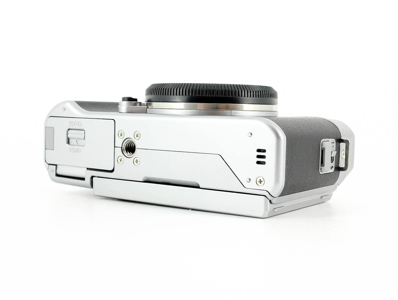 Amazon | FUJIFILM ミラーレス一眼 X-A5シルバー X-A5-S | ミラーレス