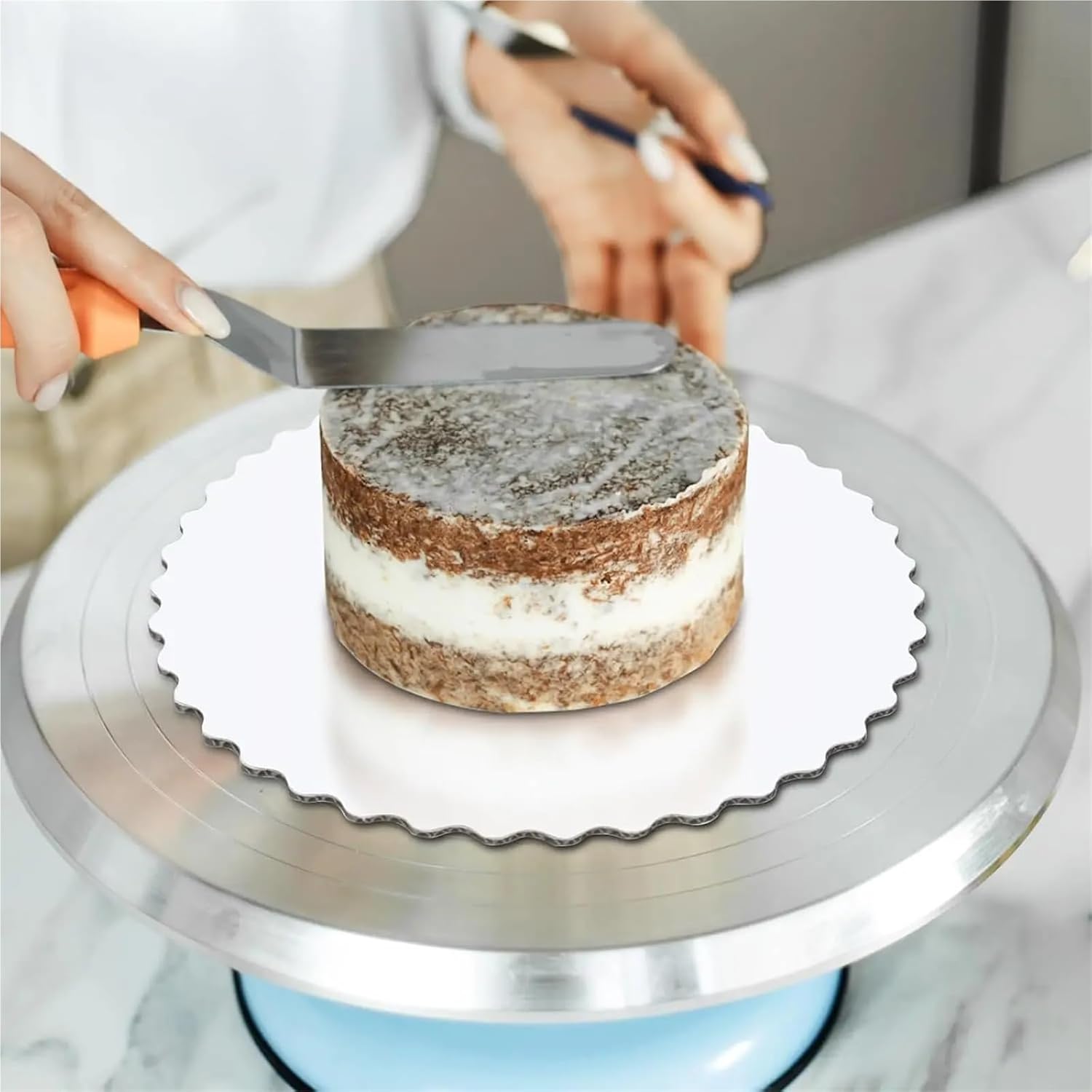 Cake Board 30PCS 6/8/10/12 Inch Cake Boards Scalloped Edges Food Graded Greaseproof Cardboard for Wedding Birthday Parties Dessert Pizza(30PCS 12inch White)