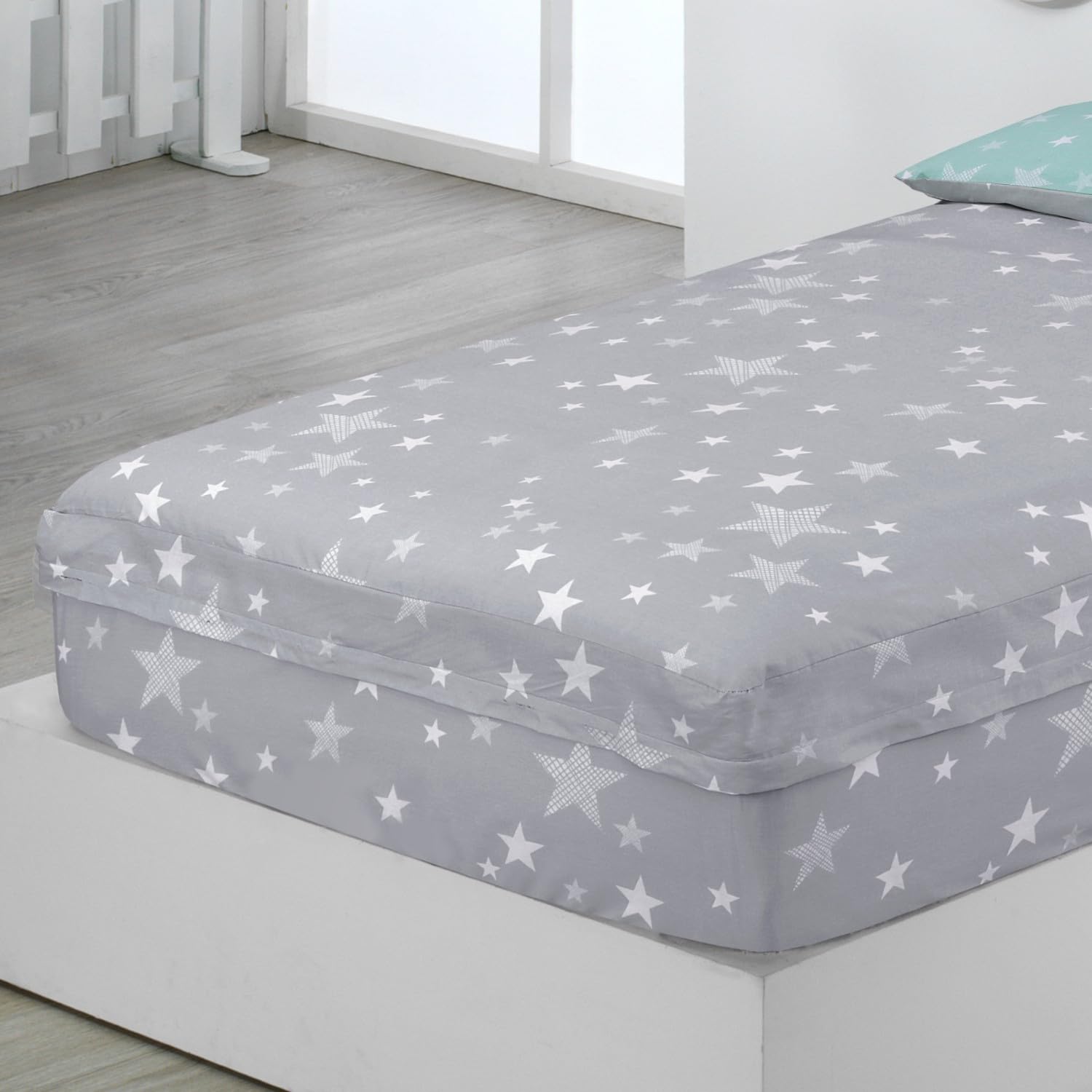Saco Nórdico con Cremallera Cama Infantil Estrellas Stars Relleno Incluido Color Gris Talla Cama 90