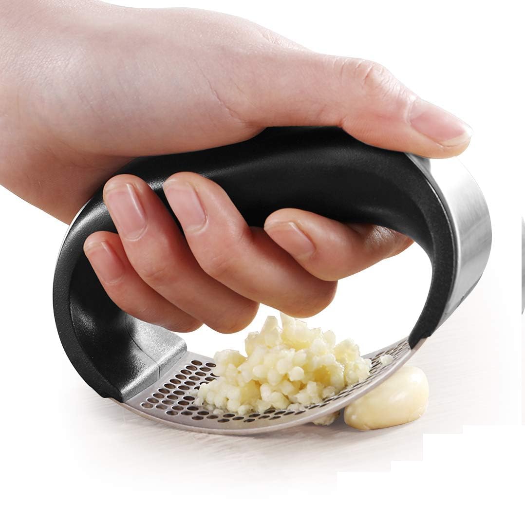 CHFEZOCO Prensa ajos, Triturador de ajos, Machacador de ajos, Aplastador de ajos, Prensador de ajos, picadora de ajo, Picador de ajos, utensilio de Cocina, Acero Inoxidable y mango plástico, 11.5 cm