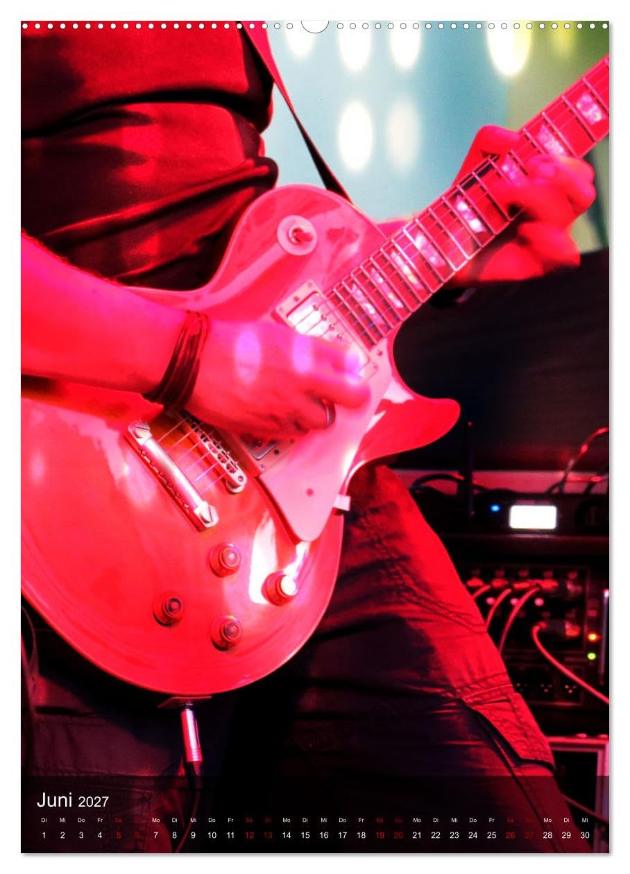 CALVENDO - Rockgitarren in Concert (hochwertiger Premium Wandkalender 2027 DIN A2 hoch), Kunstdruck in Hochglanz: Stimmungsvolle Konzertfotografien beliebter Gitarren und Bässe