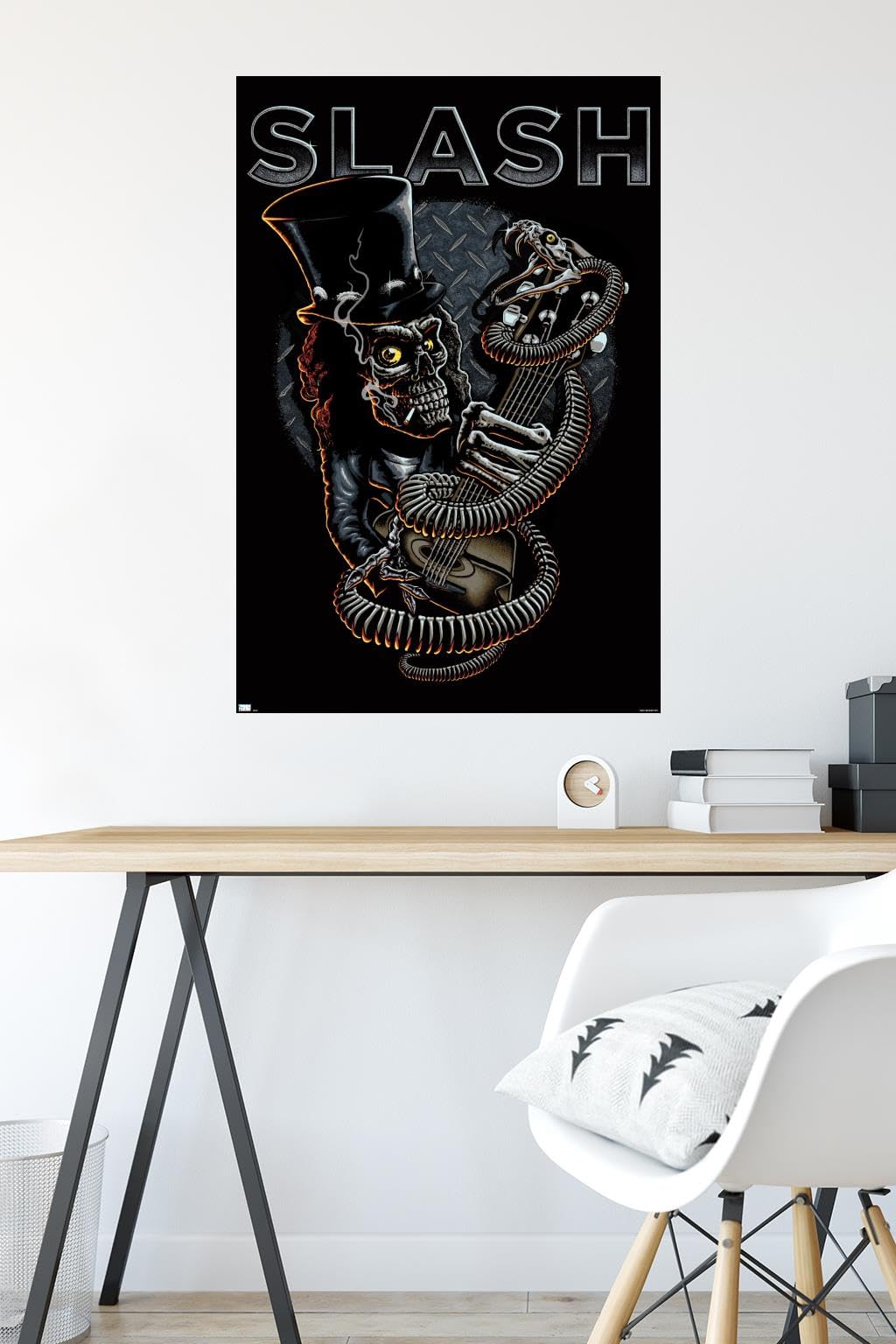 Amazon.com: Trends International Slash - Skull Guitar Snake Wall