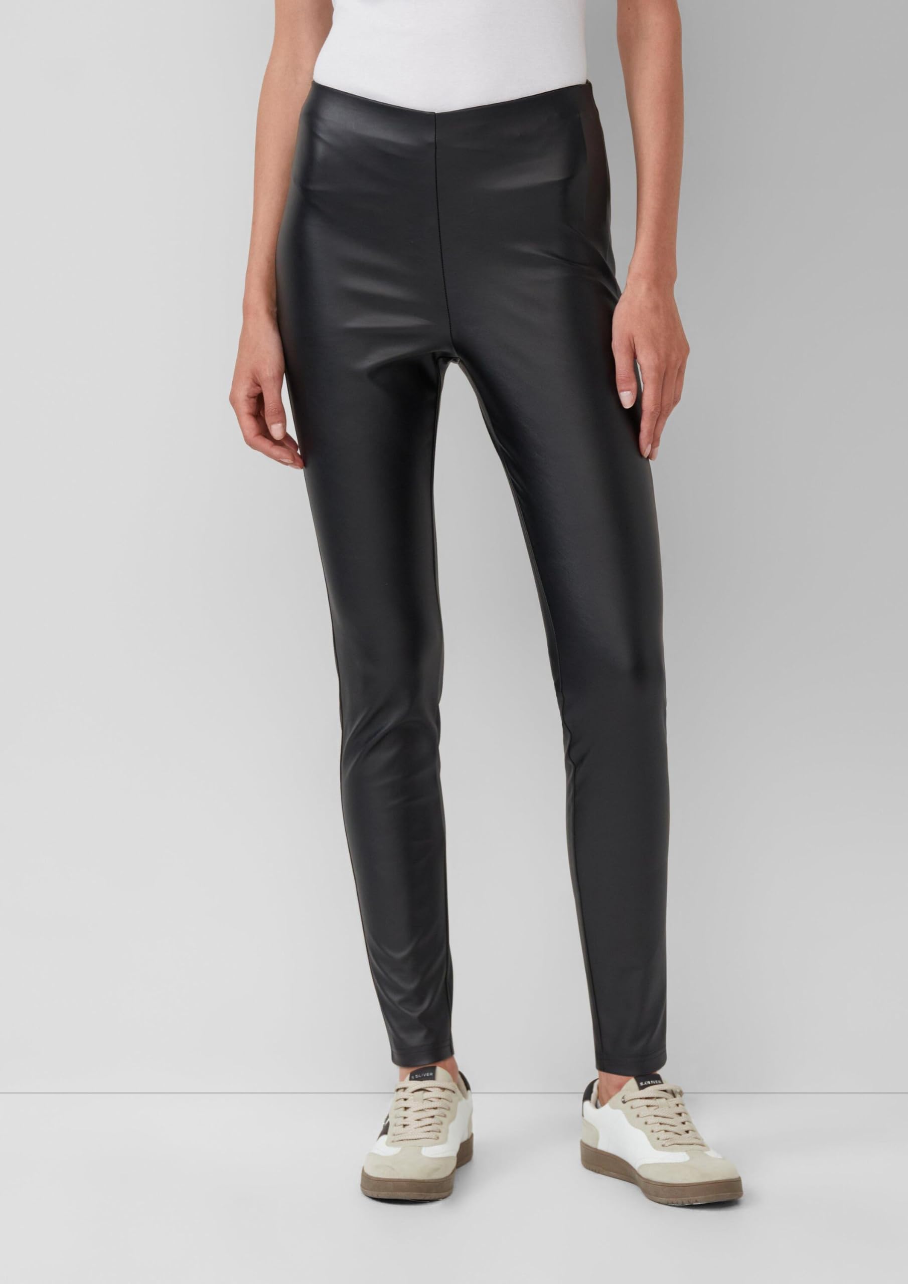 s.Oliver Damen Fake Leather Leggings Weiche Stretch-Leggings aus Kunstleder