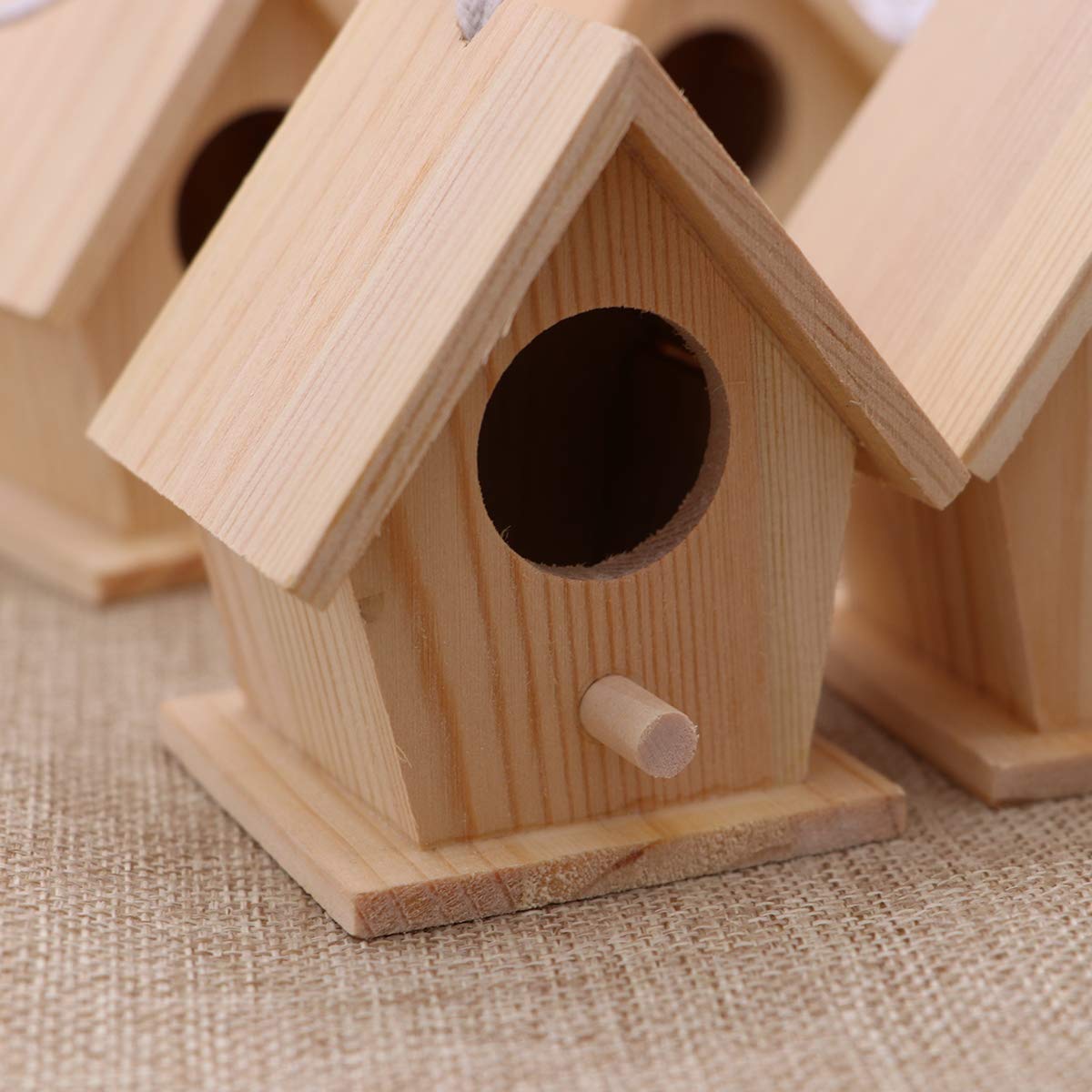 Deko Vogelhaus Holz Nistkasten Deko Anhänger, Holz Vogelhaus zum Aufhängen und Bemalen Vogelhäuschen Nisthöhle Hängedeko Gartendeko Nistkasten für Kinder 4 Stück