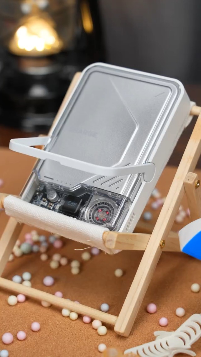 Amazon | SHARGE ICEMAG 2 モバイルバッテリーマグセーフ【RGB冷却