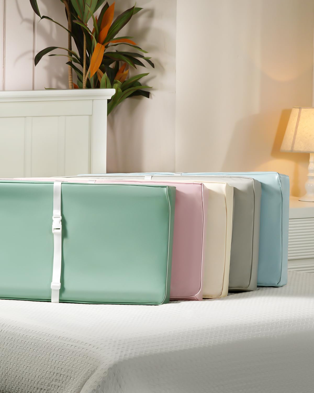 Cambiador de cuero vegano para bebé, cubierta impermeable, tamaño estándar, fácil de limpiar (blanco)