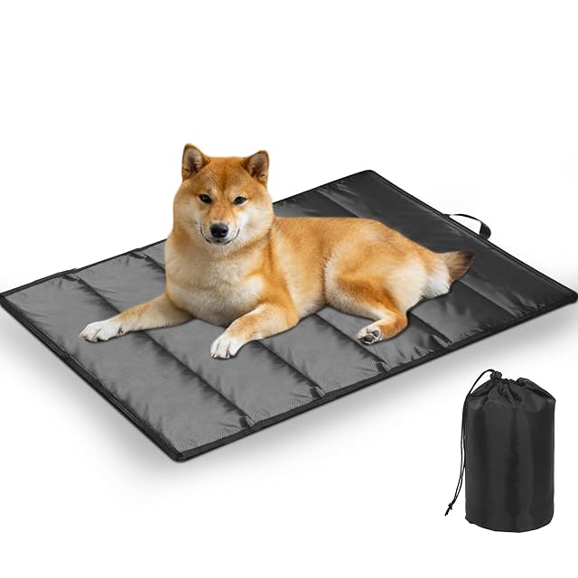 GOEDCH Manta impermeable para perros, 70 x 120 cm, para viajes, con bolsa de almacenamiento y asas, plegable