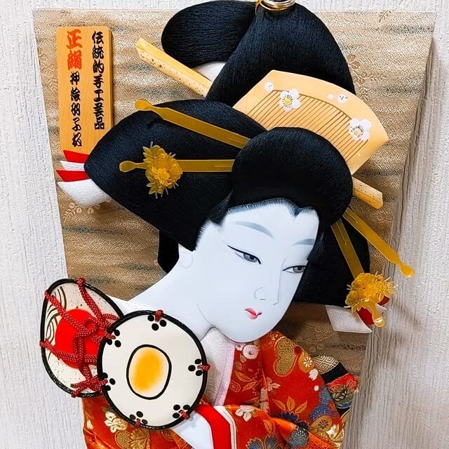 新品　押絵羽子板飾　道成寺 Amazon | 羽子板 道成寺 小鼓 娘 正絹 押絵 伝統工芸品 正月飾り
