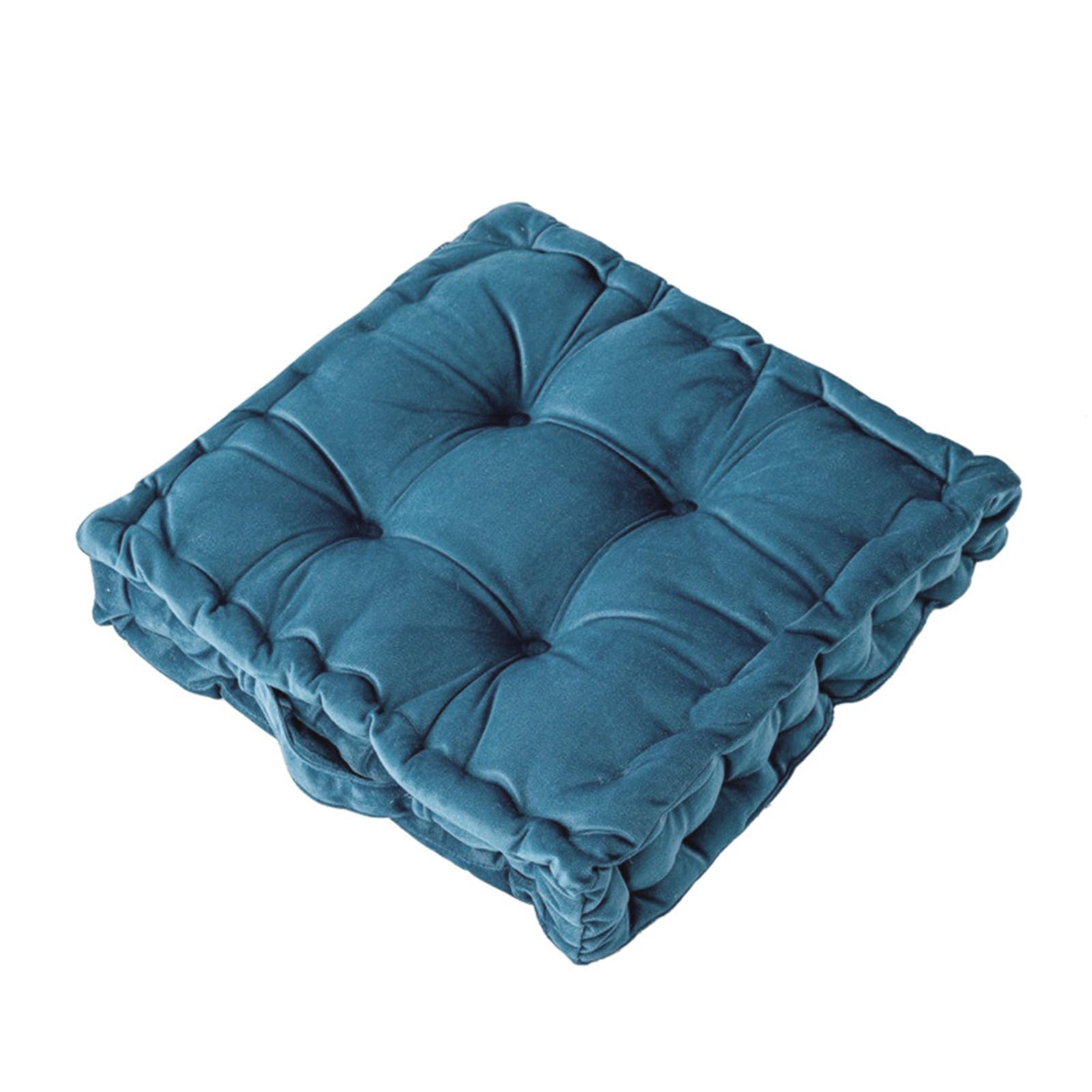 Coussin en velours YogaDetive bleu pour sublimer votre salon et vos chaises