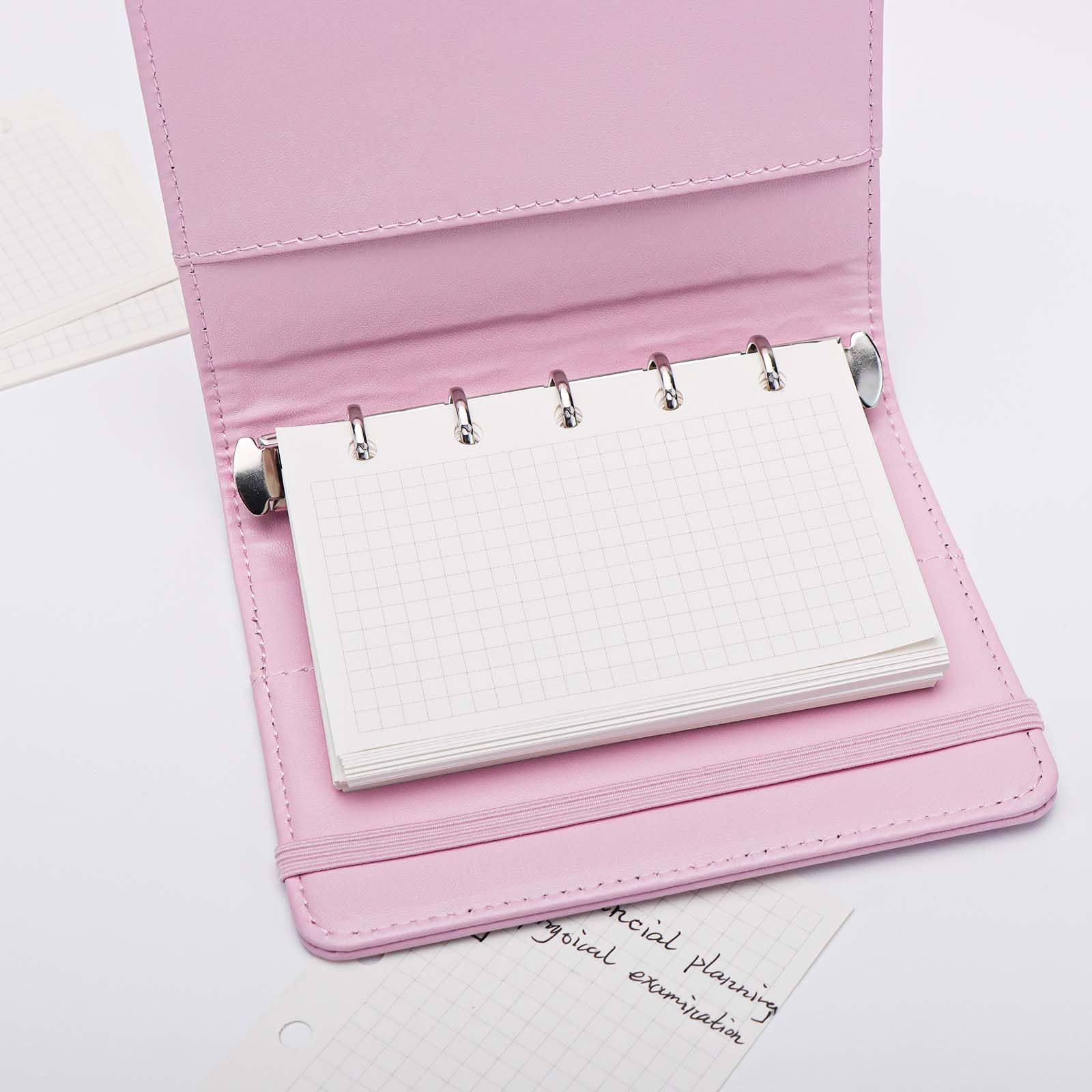 Archivador Oxford Pack Ahorro XiowDow Cubierta De Carpeta A8 Con 80 Hojas  De Papel Cuadriculado, Cuero Sintético, Cuaderno Rosa, Diario Pequeño, 5  Anillos, Planificador Con Cierre De Banda Elástica Para Tomar Notas, image size:1600x1600