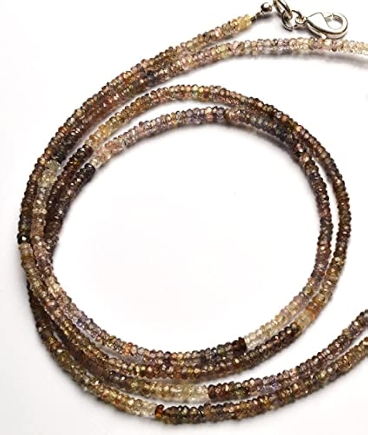Saphir brun 3mm en fil de perles facettées pour illuminer vos tenues du quotidien
