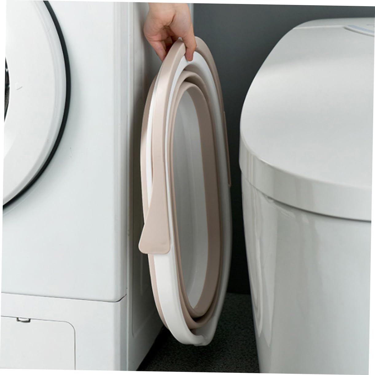 Secchio Pieghevole per Straccio in Pp Beige, Portatile | Pavimenti e Superfici Lisce, Uso Scolastico, Lavabile, Accessorio Leggero per Pulizia Domestica