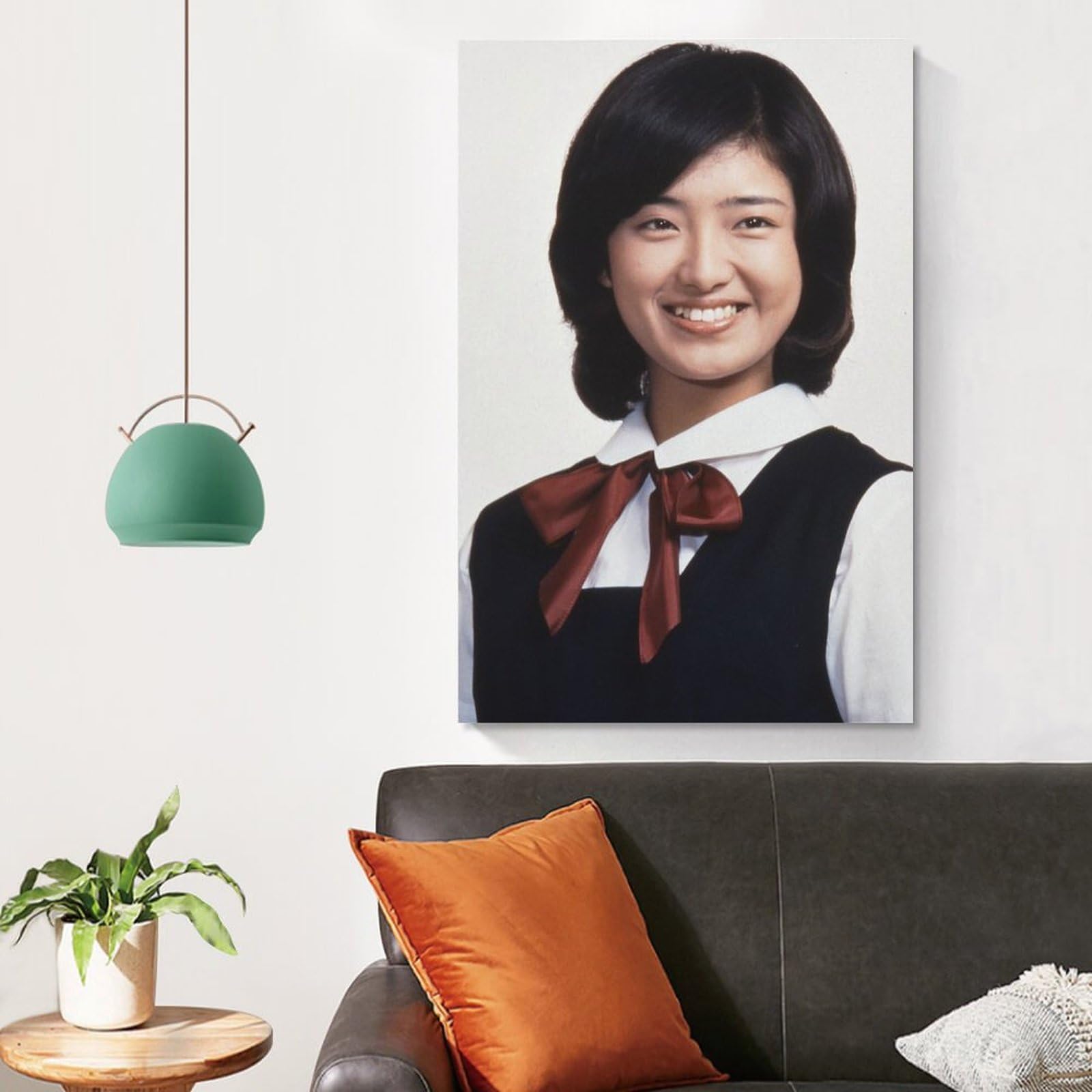Amazon.co.jp: 山口百恵歌手女優若い写真5ポスター アートパネル