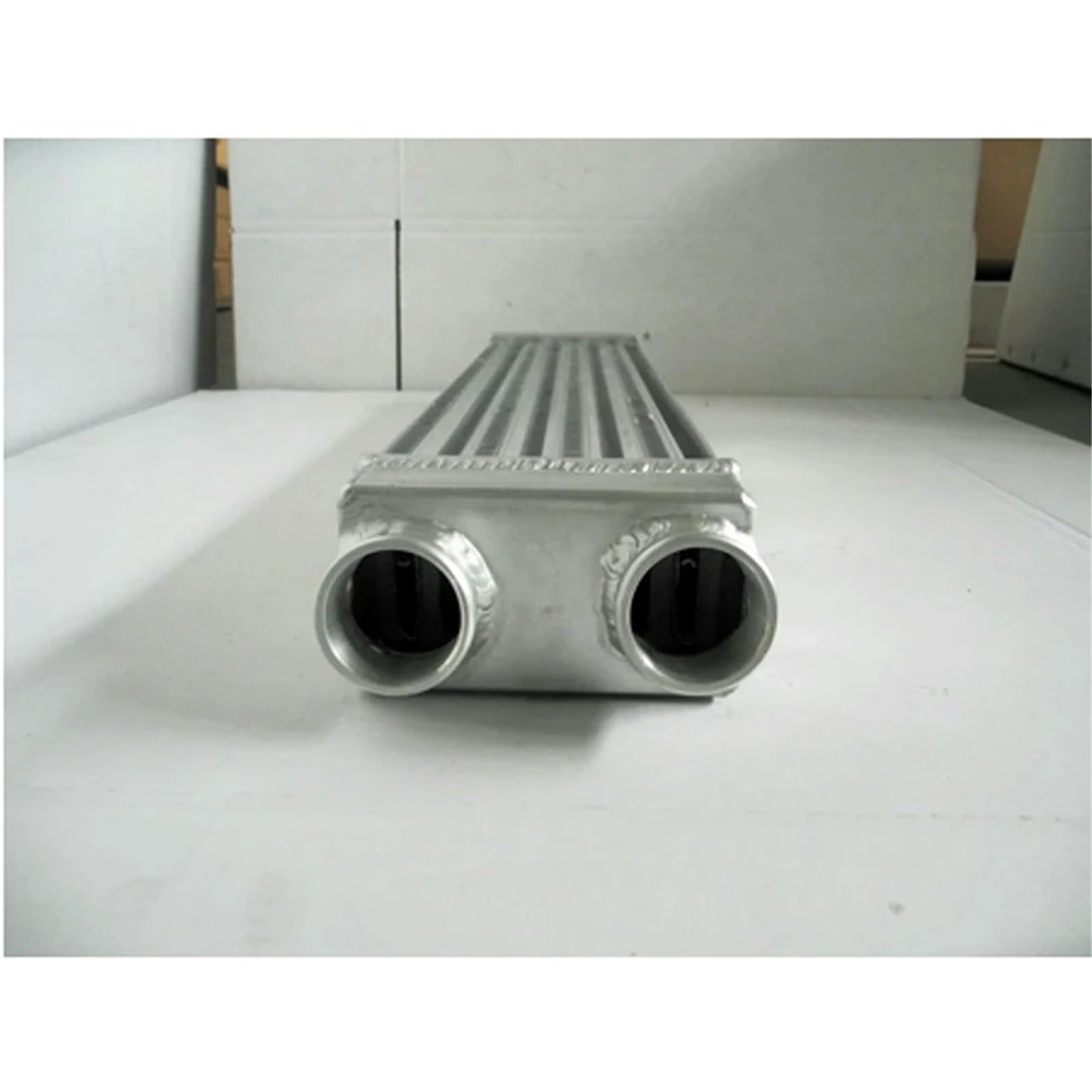 Intercoolers Para Intercooler De Aluminio 550x140x70 Mm 2" Entrada Salida Delta Fin Diseño Unilateral