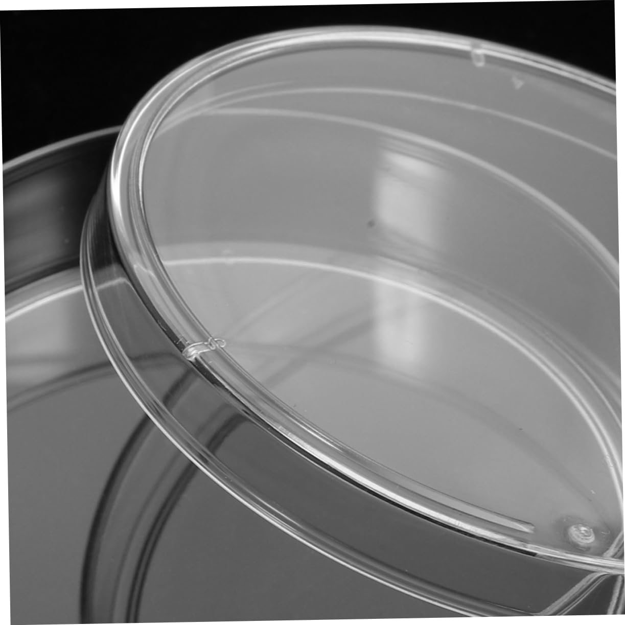 KICHOUSE 30pcs Petri Dishes Lids Plastic Culture Dishes Tissue Equipment Supplies 60x15mm Agar Plates Science Supplies