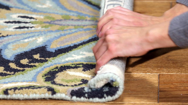 SAFAVIEH Wyndham Collection Runner Rug - 2'3 x 9', Blue & Multi, Handmade Modern Wool, Ideal for High Traffic Areas in Living Room, Bedroom ( WYD374A