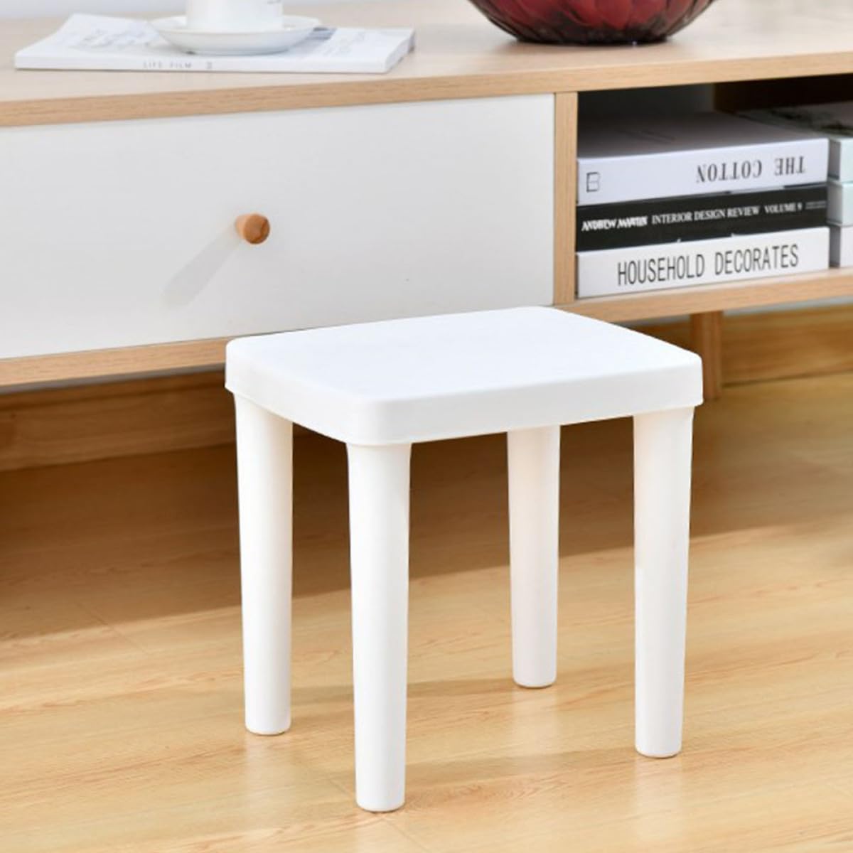 Milisten Sgabello Antiscivolo per Ragazzi, Sgabello da Bagno Bianco in Plastica, Struttura Triangolare Stabile, Design Cavo, per Wc e Casa