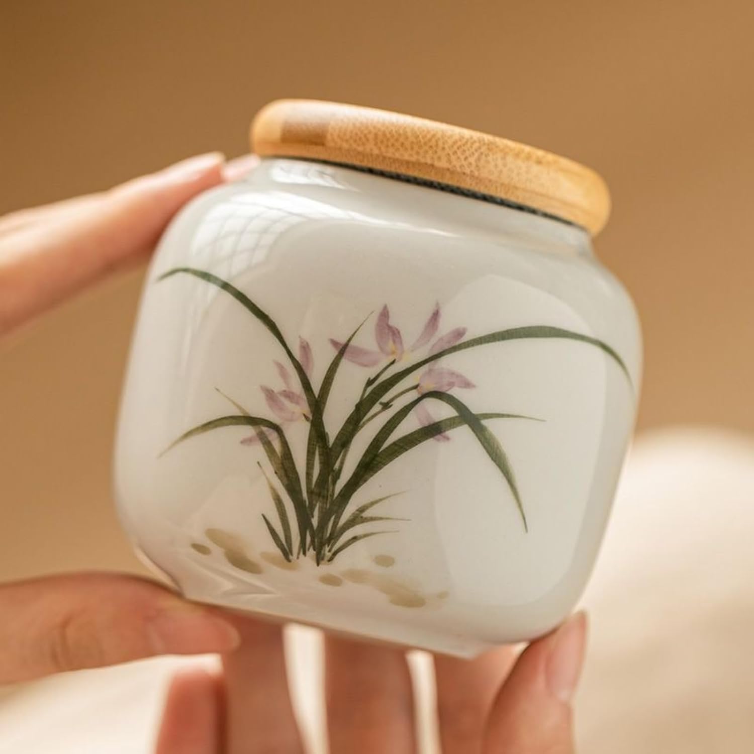 Hand-drawn Ceramics Tea Canister, 200ml 6.8oz, Chinese Style Portable Tea Storage Jar Sealed Jar