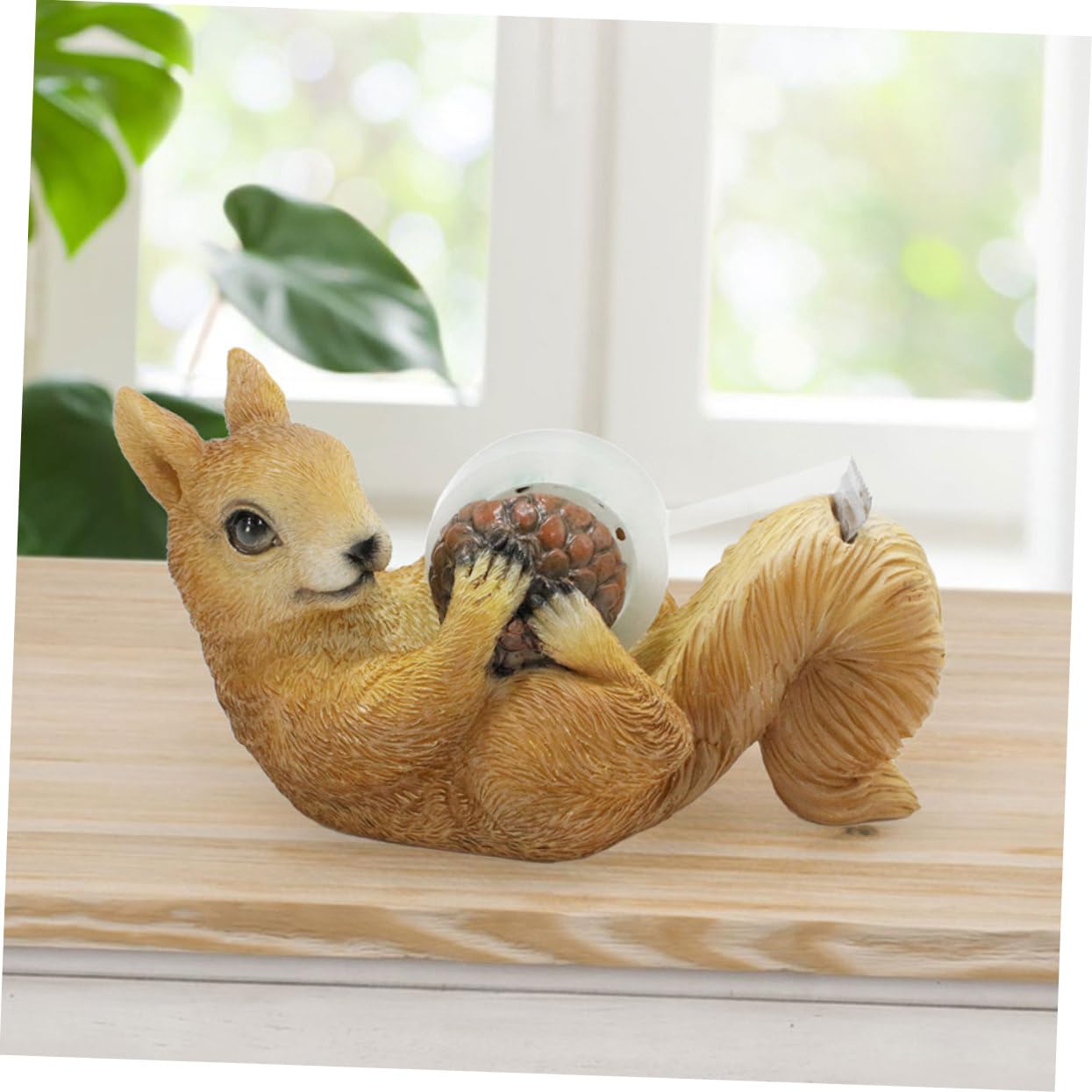 4 Stück Niedlicher Eichhörnchen Klebebandspender aus Resin Stabiler Tape Holder und Dekorativer Schreibtisch Organizer Vielseitiger Tape Cutter für Büro und Zuhause