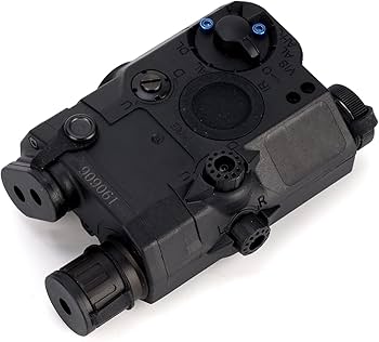 AN/PEQ15 LA5-C & M600C フラッシュライト＆TAPSスイッチ AN/PEQ15 LA5-C & M600C フラッシュライト＆TAPSスイッチ
