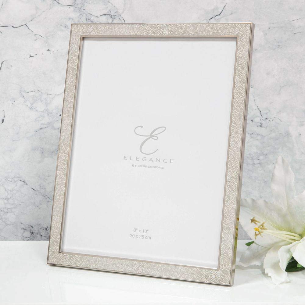 Cadre élégant plaqué nickel avec passe-partout crème 20x25 cm