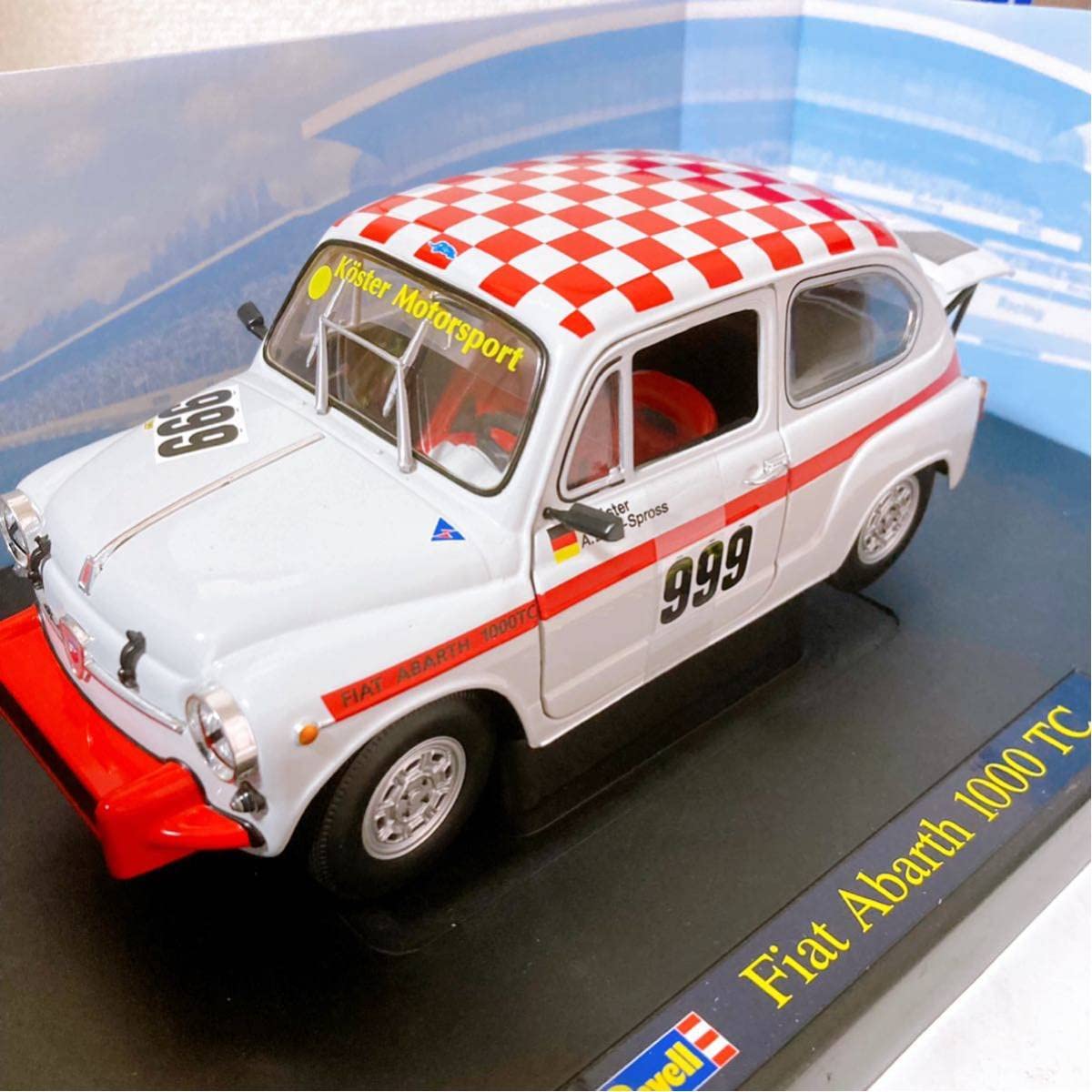 Amazon | Revell フィアット アバルト 1000 TC 1/18#999 【レベル Fiat