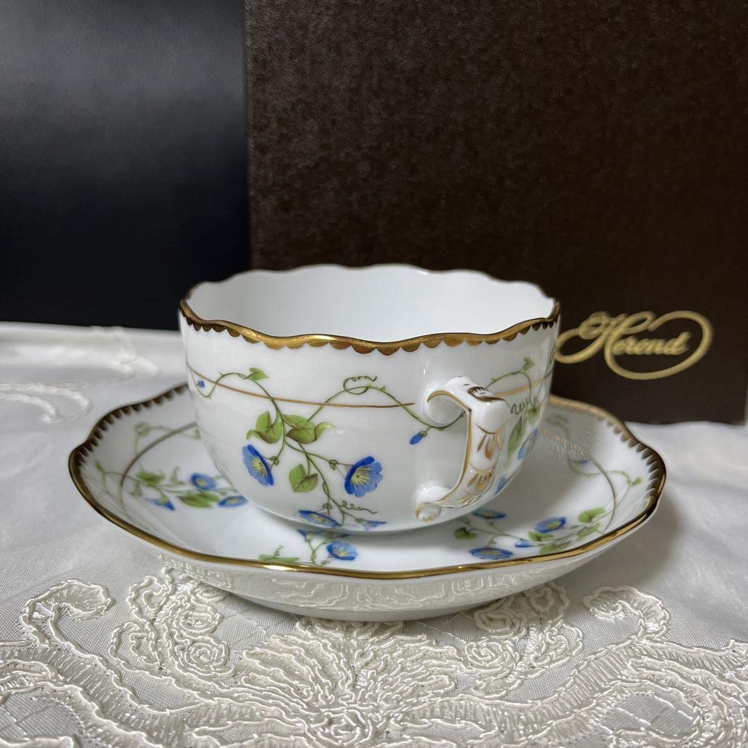 美品 ヘレンド モーニンググローリー 4枚セット 14cm 26cm モーニング・グローリー] ティーカップ&ソーサー 美品 ヘレンド