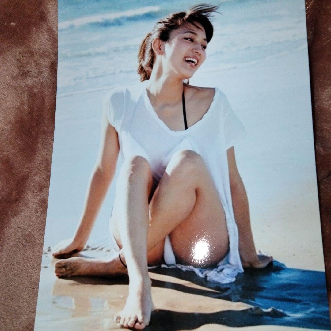 アイコラ川口春奈 Amazon.co.jp: !川口春奈 2L版水着写真 : おもちゃ