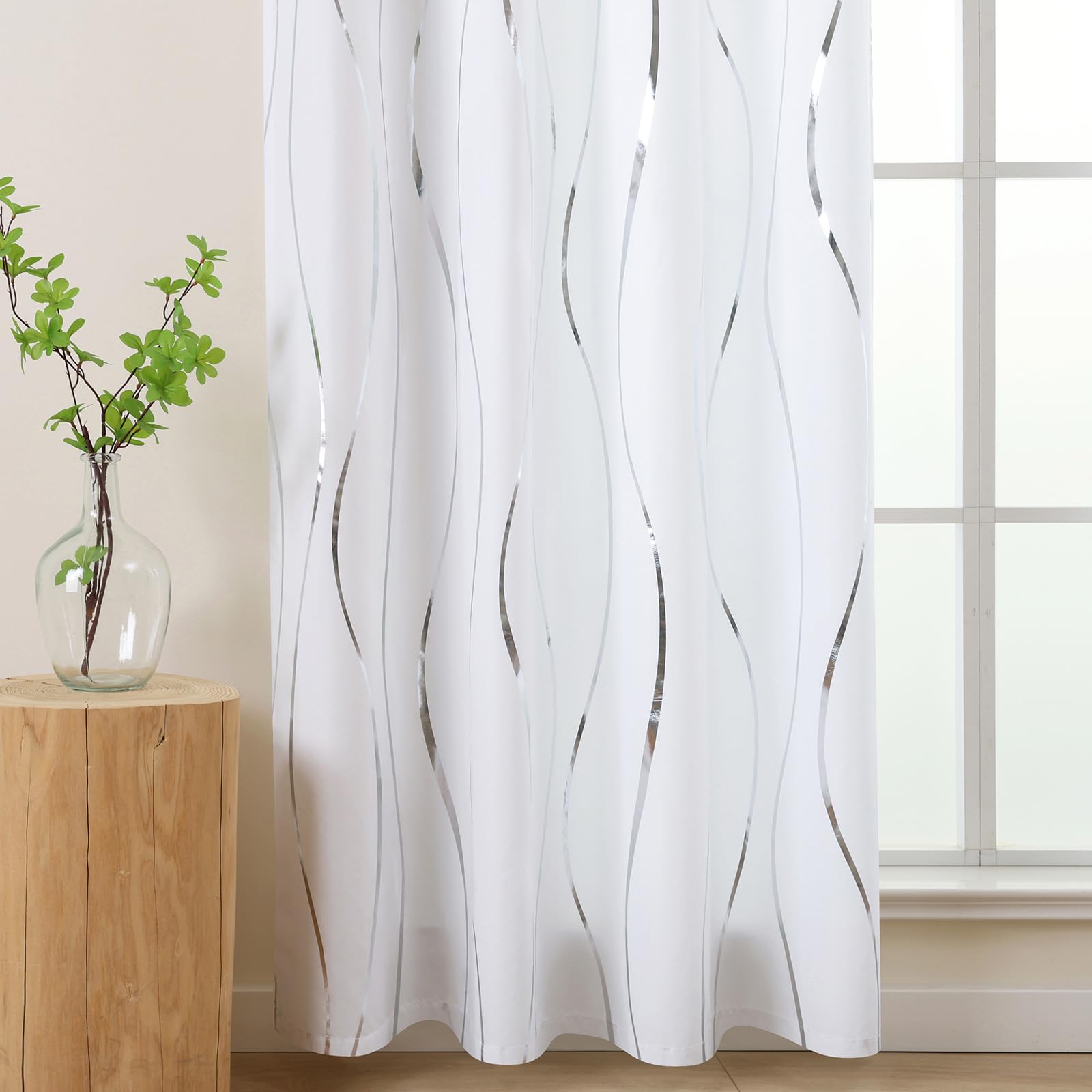 L.Z.E Lot de 2 Rideaux Brise-Vue avec dégradé de Couleur argenté/Blanc pour Salon, Chambre à Coucher, à œillets dégradés, translucides, avec Motif ombré 225 cm