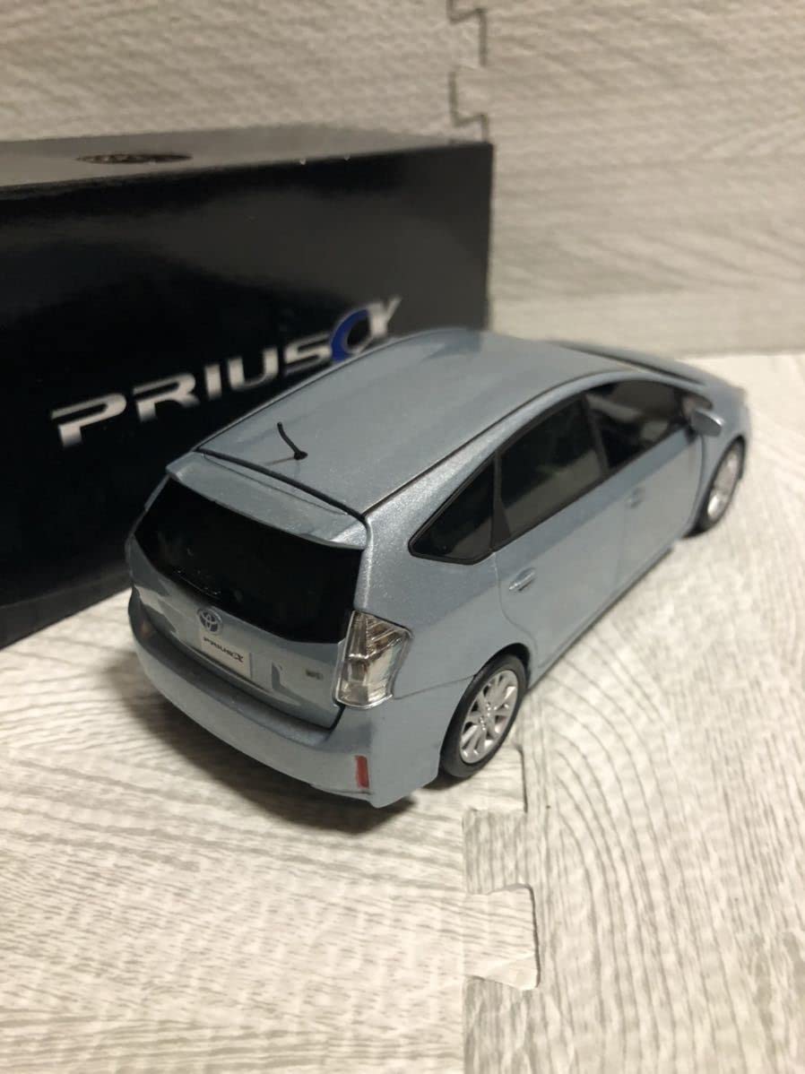 Amazon | 1/30 ミニカー プリウスα PRIUS α 前期 カラーサンプル