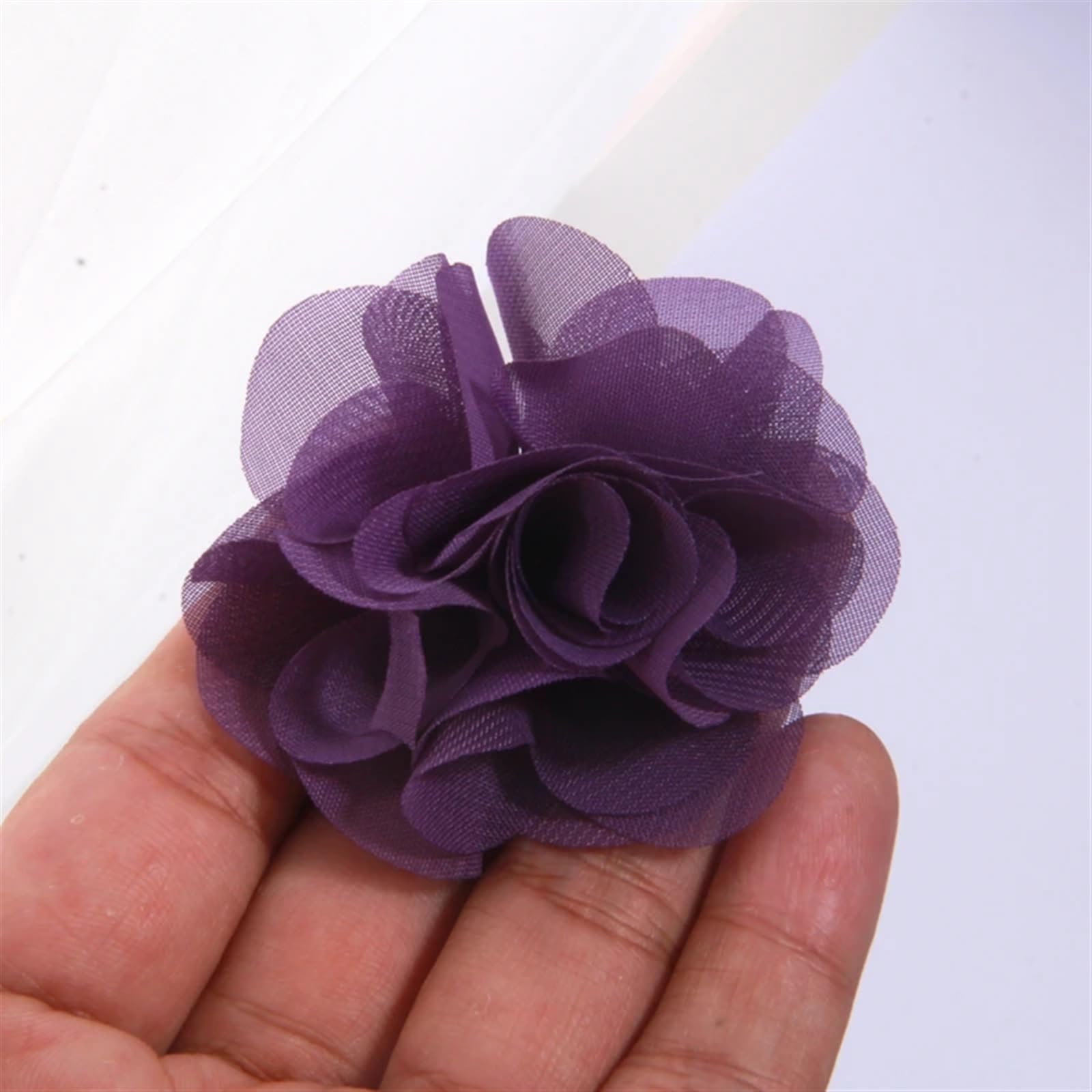 Polyester stof - bubble chiffon bloemen - bruin - 16538-098 - De