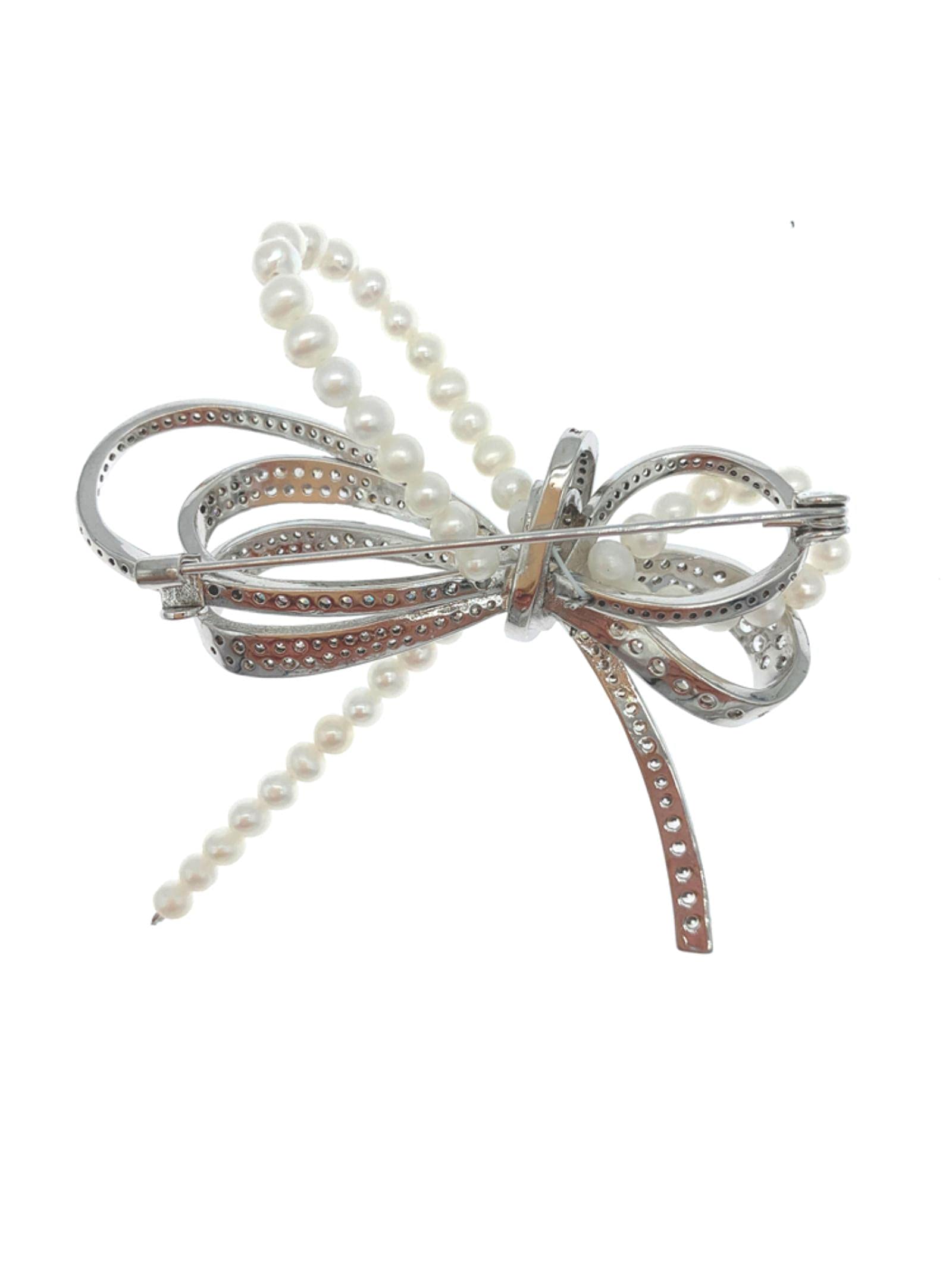 Spilla Perle d'acqua dolce bianche da 3,5-4 mm con fiocco in argento con zirconi cubici per regali per ragazze da donna