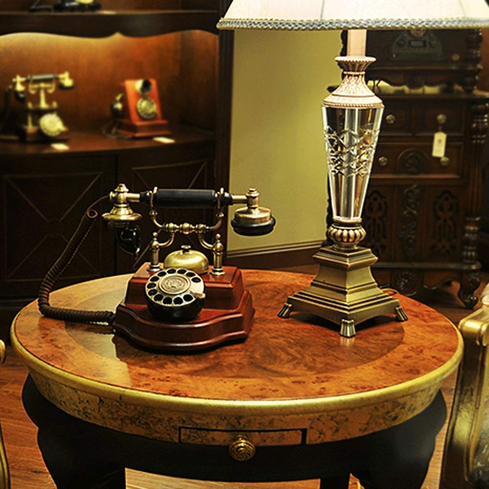 Telefon stacjonarny w stylu antycznym, telefon stacjonarny retro, telefon stacjonarny retro, klasyczny europejski telefon naziemny retro ze słuchawkami wiszącymi, odpowiedni do dekoracji do