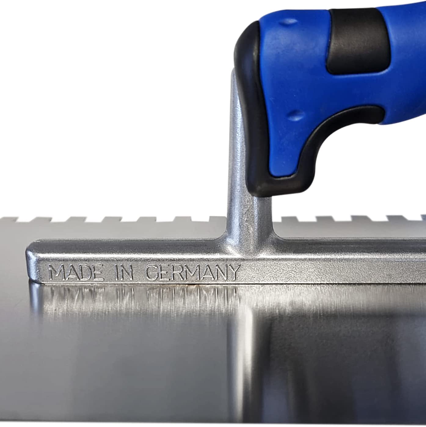 Fliesenlegerset 4-teilig, Glättekellen aus rostfreiem Edelstahl, Zahnung in 6x6 mm, 8x8 mm, 10x10 mm und 12x12 mm, Comfort Softgriff, Blattmaße 130x280x0,7mm, Made in Germany