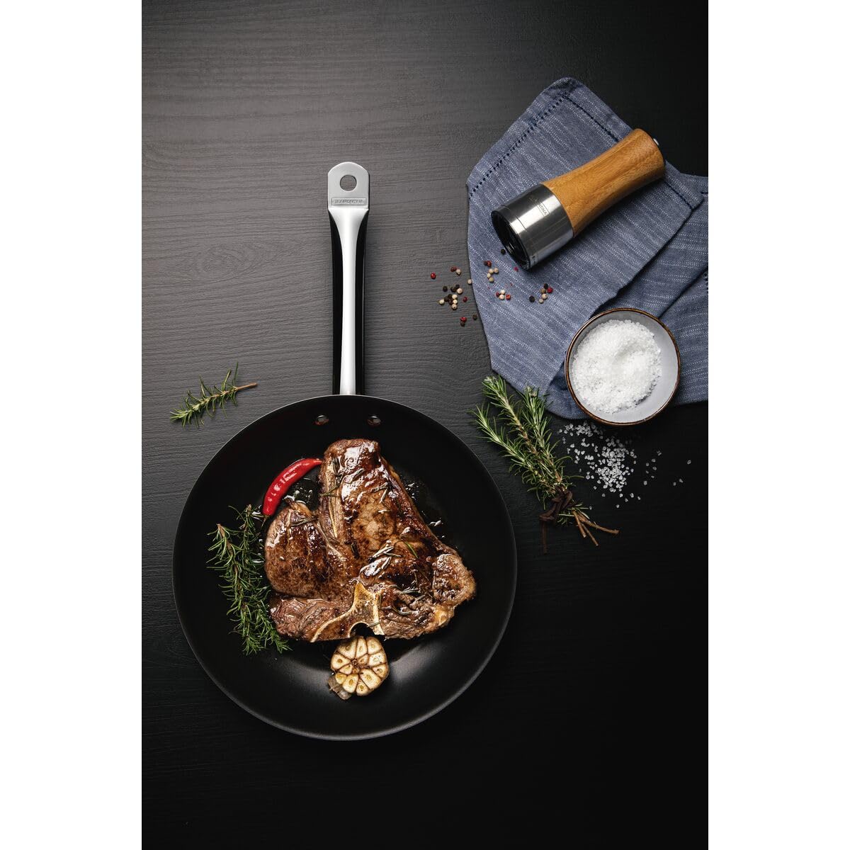 Tramontina Pan, 26 Cm, Roestvrij Staal, Anti-aanbaklaag, Diepe Braadpan, Gecoate Braadpan Voor Alle Warmtebronnen Inductiekookplaat