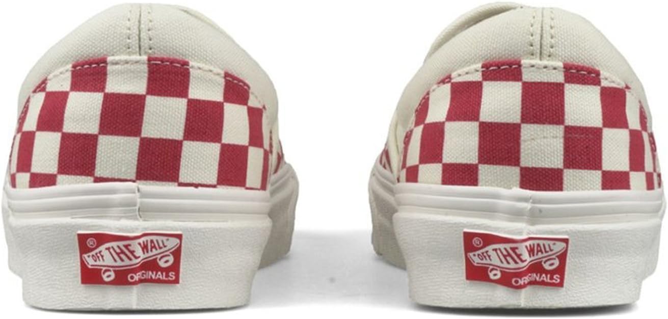 Vans Slip-on(tm) Core Classics (10.5 Women / 9 Men, Racing Red/White)