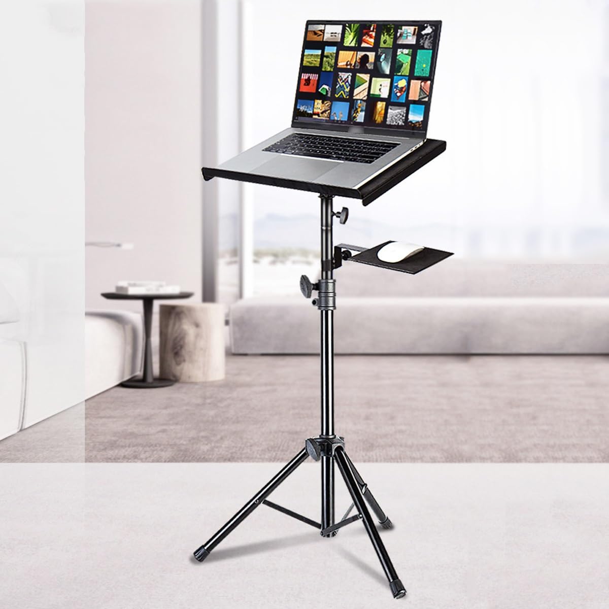 SKERELL Supporto per proiettore, supporto universale per laptop, treppiede in lega di alluminio con vassoio e testa a sfera, borsa per il trasporto, altezza regolabile da 17 a 48 pollici (argento SKERELL Supporto per proiettore, supporto universale per laptop, treppiede in lega di alluminio con vassoio e testa a sfera, borsa per il trasporto, altezza regolabile da 17 a 48 pollici (argento