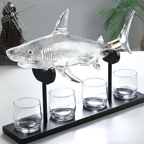 Juego de decantadores de vino de 33.8 fl oz de tiburones con 4 vasos y soporte de madera, decantador de licor de vidrio para whisky, escocés, vodka