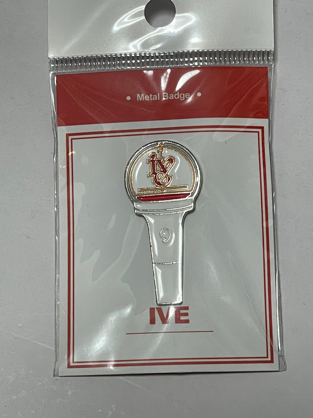 Amazon.co.jp: アイブ グッズ ペンライトピンズ バッジ