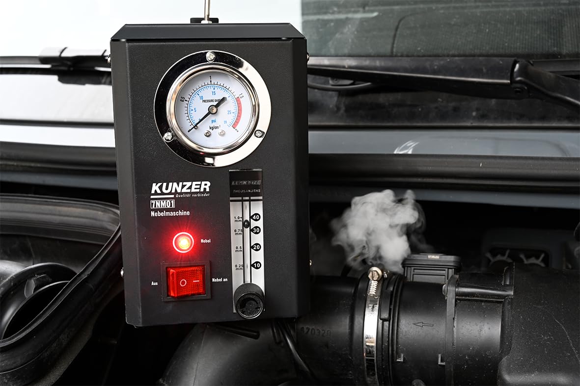 Kunzer 7NM01 Nebelmaschine zur Lecksuche 14-teilig, Rauch-Leck-Detektor | Prüfer, für Auto, Motorrad, Boot, Kfz-Werkstatt, Rauchöl, Adaptern, Anschlüsse, Fahrzeugbatterie, Fehlersuche